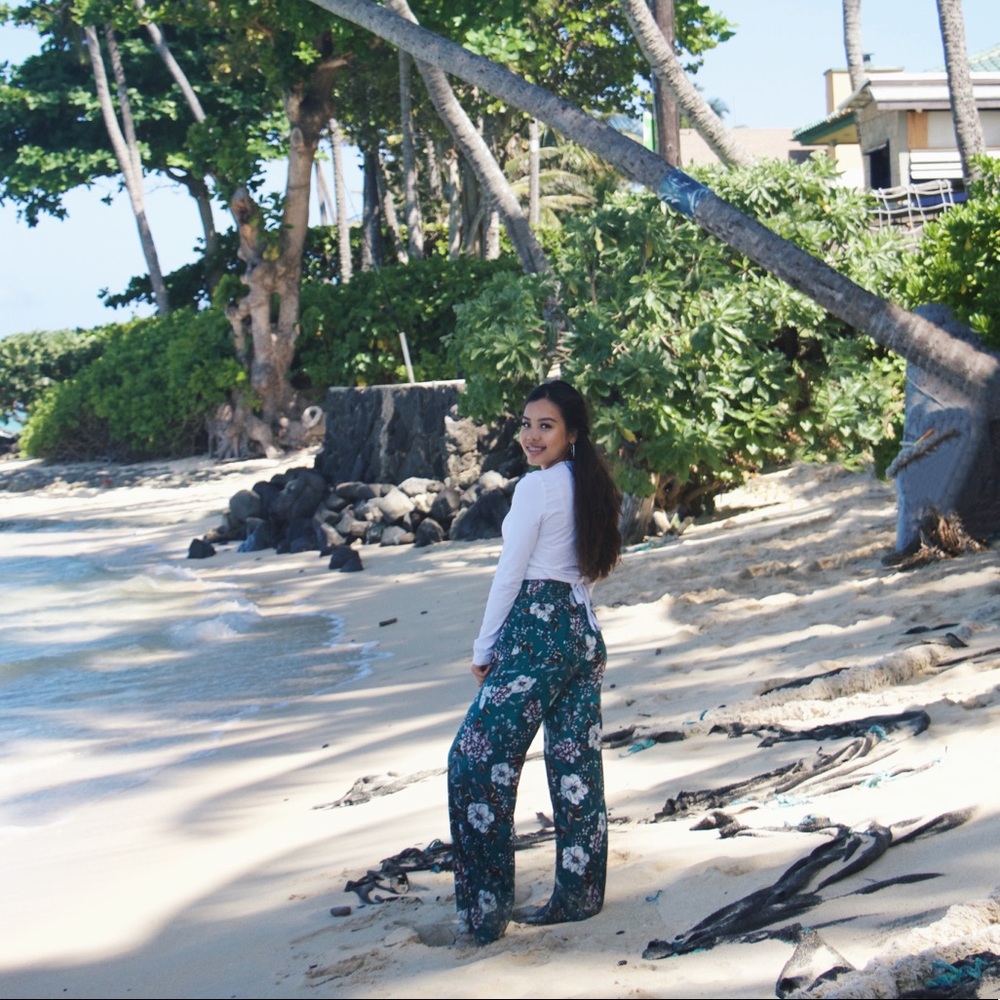 Floral Wide leg pants